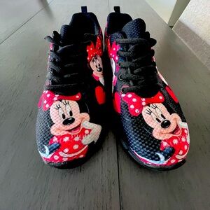 Minnie Mouse Running Shoes